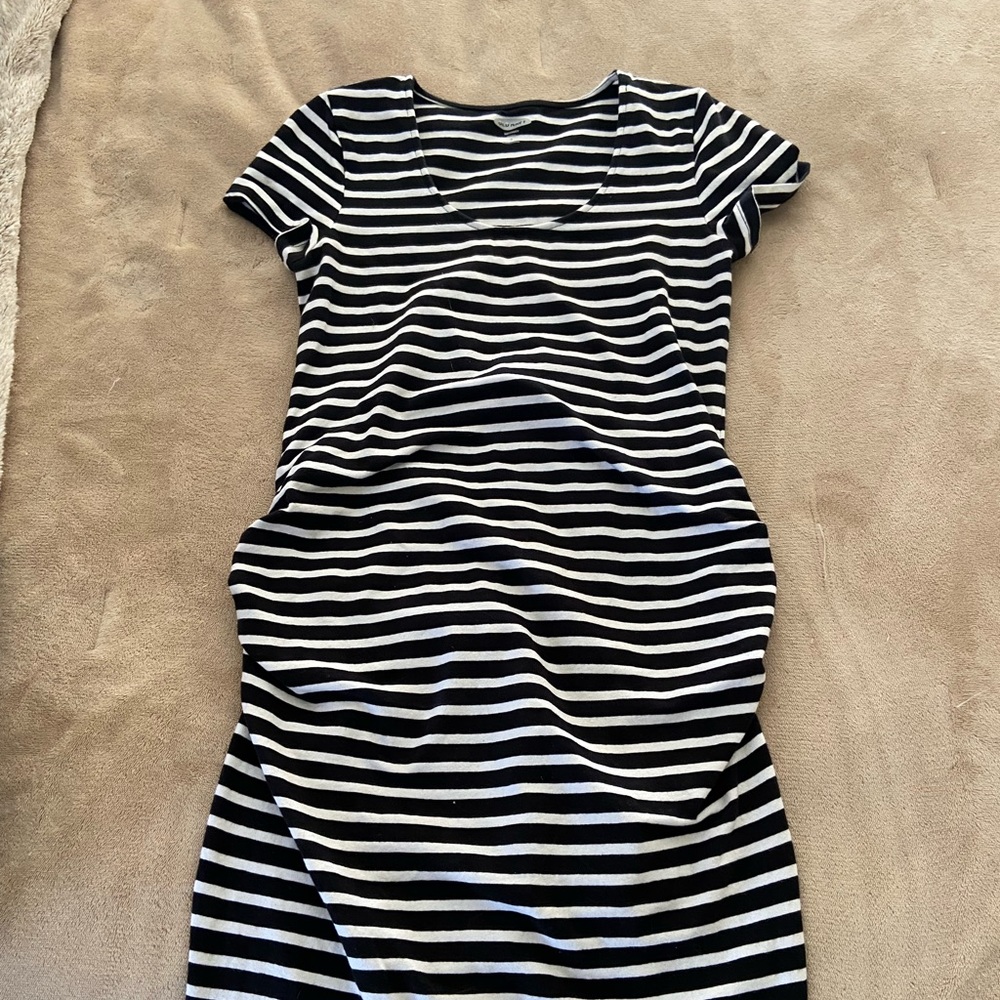 Maternity Dress (XS)